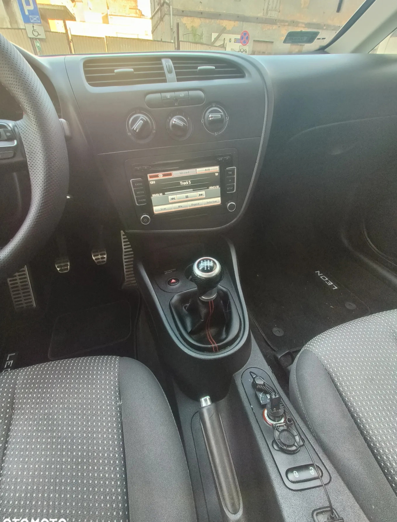 Seat Leon cena 17399 przebieg: 235000, rok produkcji 2010 z Chojnice małe 529